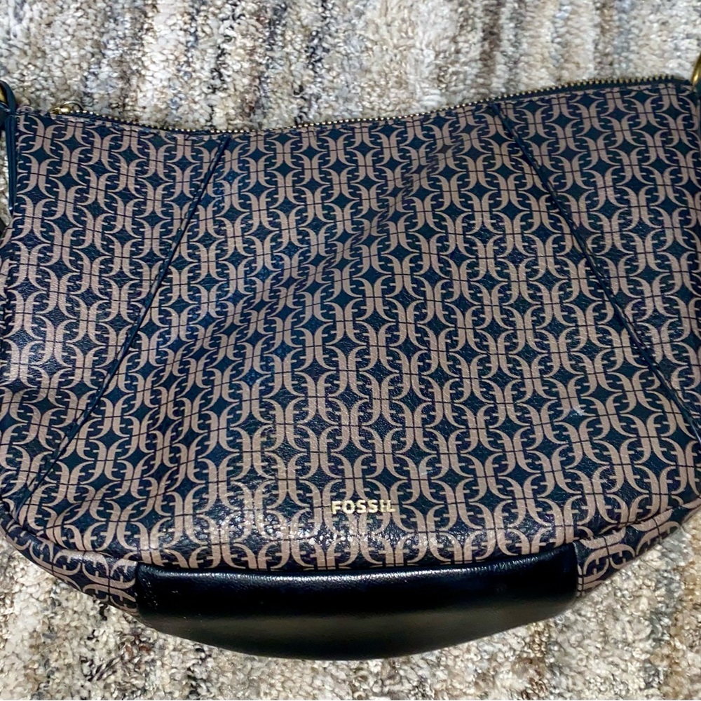 Fossil Women's Black and Tan Shoulder Bag (4)